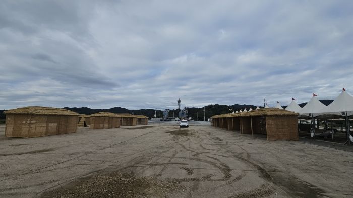 철원 오대쌀축제 초가부스