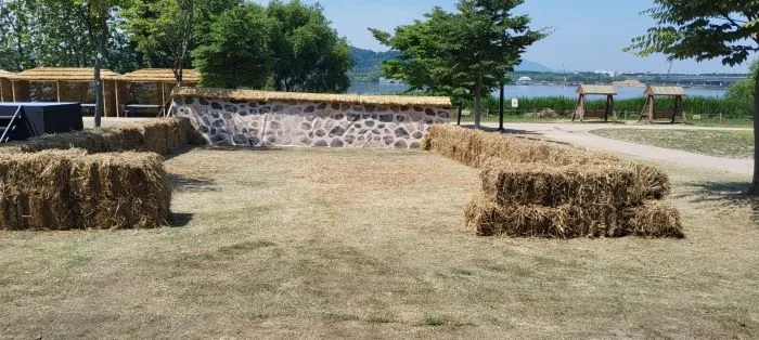 고양 행주문화제 초가담장 볏짚놀이터